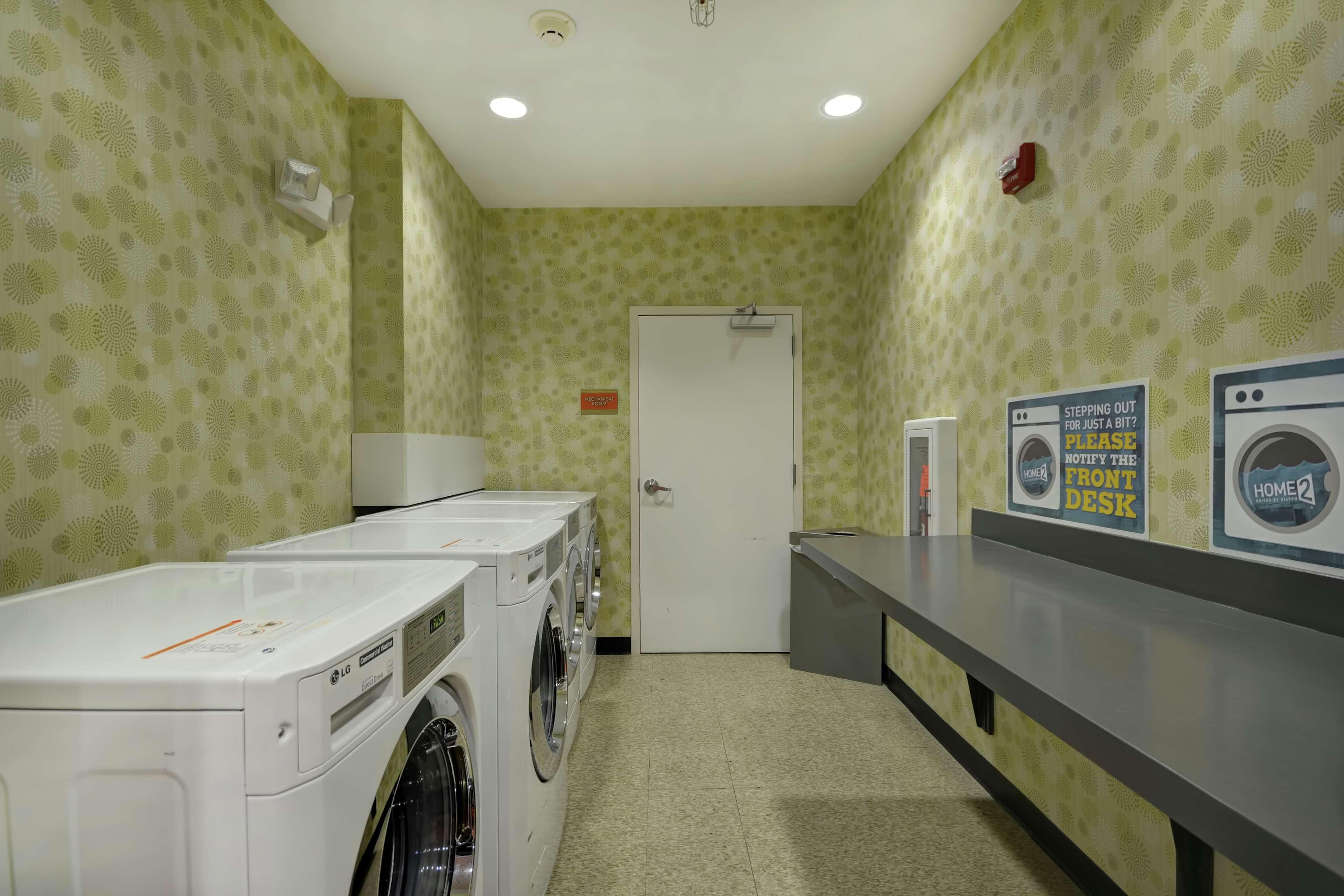 Home2 Suites By Hilton Rochester Henrietta, Ny Екстер'єр фото