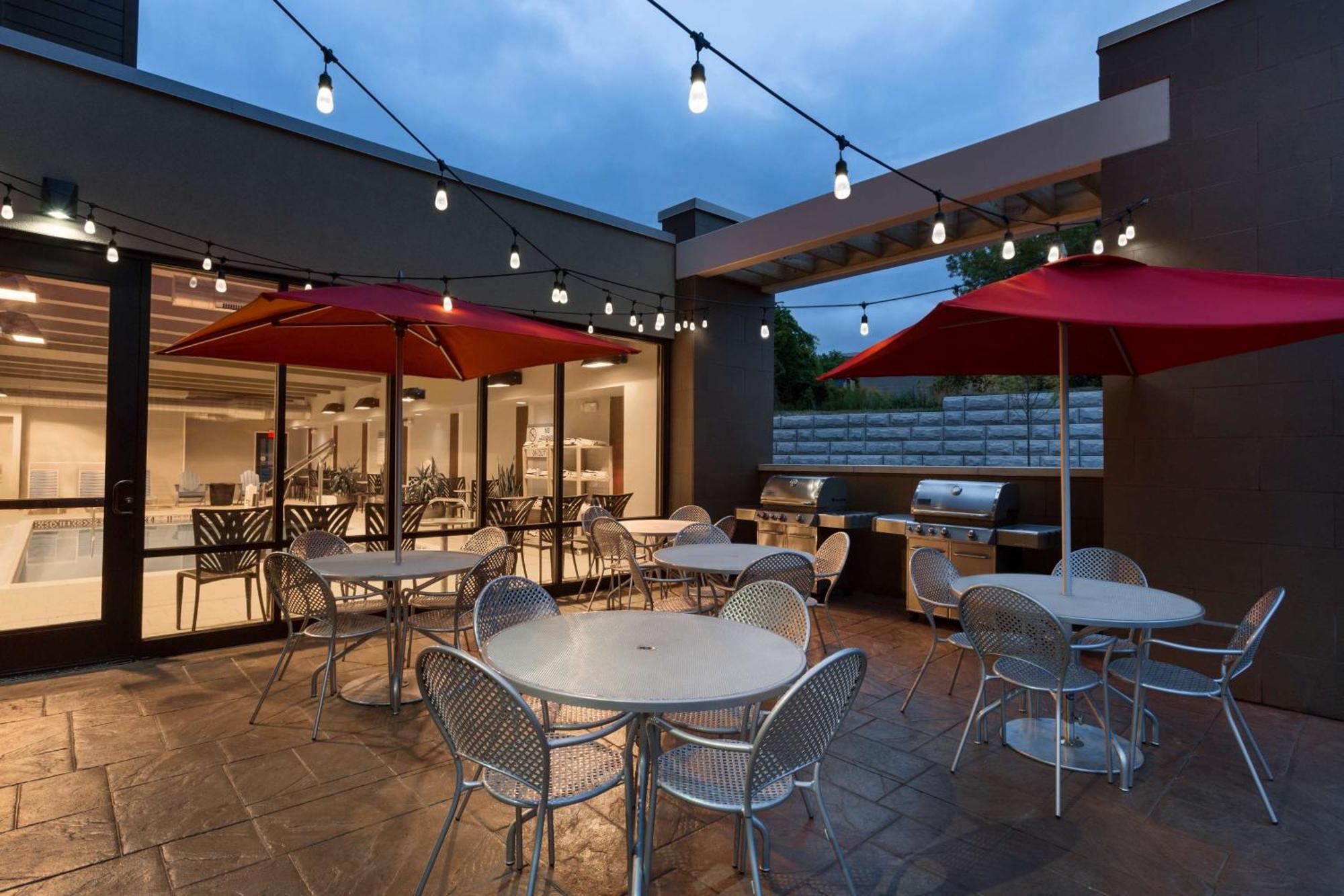 Home2 Suites By Hilton Rochester Henrietta, Ny Екстер'єр фото